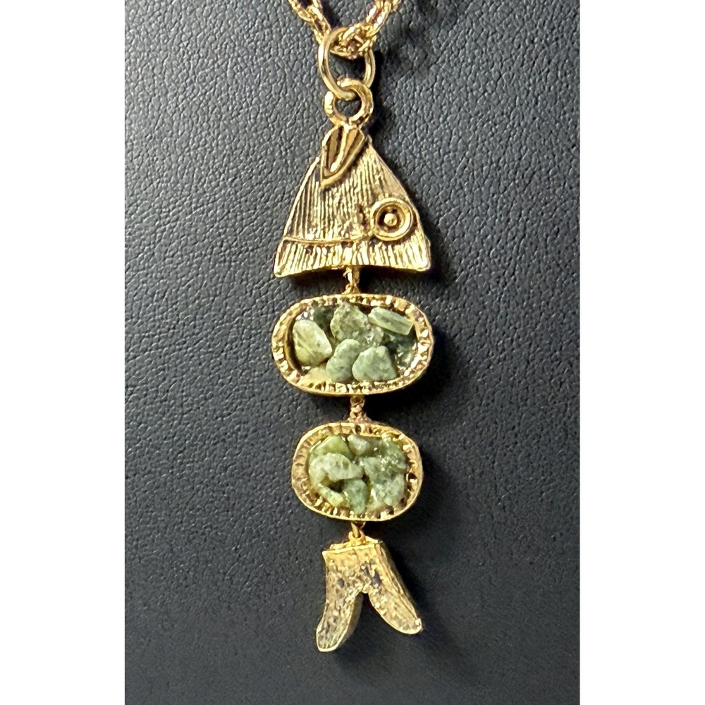 Vintage Fish Necklace Stone Articulated Gold Tone Green
